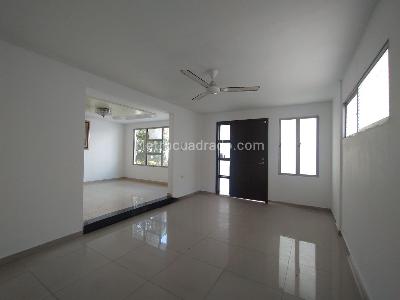 Casa de 3 alcobas en venta en Altos Del Limonar, Barranquilla, 193 m² · foto 3 de 20