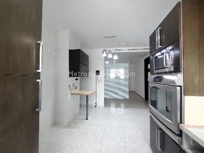 Apartamento de 4 alcobas en venta en Riomar, Barranquilla, 214 m² · foto 10 de 20
