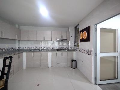 Casa de 3 alcobas en venta en Villa Campestre, Barranquilla, 231 m² · foto 7 de 18