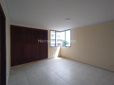 Apartamento de 3 alcobas en venta en Riomar, Barranquilla, 125 m² · foto 11 de 19