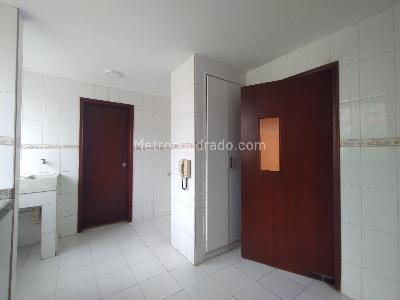 Apartamento de 3 alcobas en venta en Riomar, Barranquilla, 125 m² · foto 8 de 19