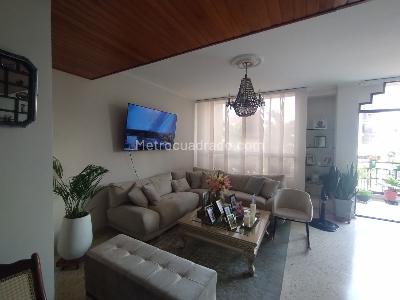 Apartamento de 3 alcobas en venta en Riomar, Barranquilla, 196 m² · foto 3 de 9