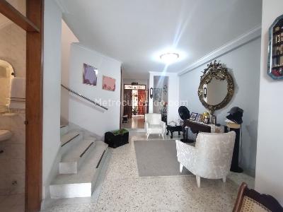 Apartamento de 3 alcobas en venta en Riomar, Barranquilla, 196 m² · foto 4 de 9