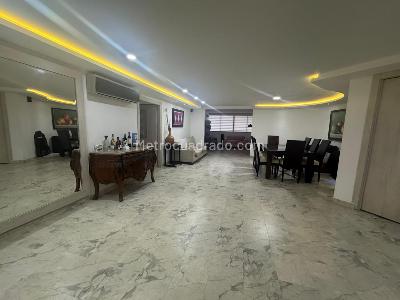 Apartamento de 3 alcobas en venta en Alto Prado, Barranquilla, 223 m² · foto 3 de 18