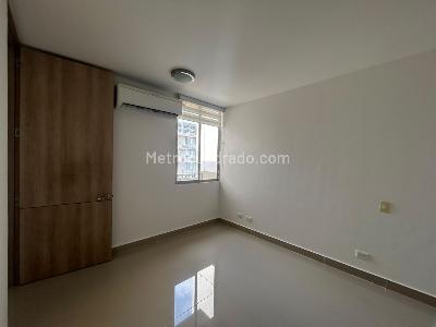 Apartamento de 3 alcobas en venta en Altos De Riomar, Barranquilla, 95 m² · foto 3 de 13