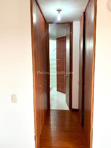 Apartamento de 3 alcobas en venta en Sector Mazuren, Bogotá, 80 m² · foto 15 de 20