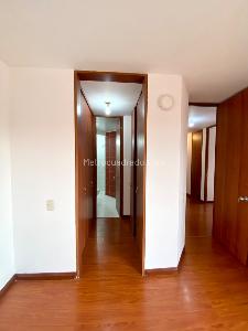 Apartamento de 3 alcobas en venta en Sector Mazuren, Bogotá, 80 m² · foto 16 de 20