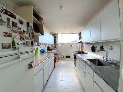 Apartamento en venta en Los Andes, Bogotá · foto 2 de 16
