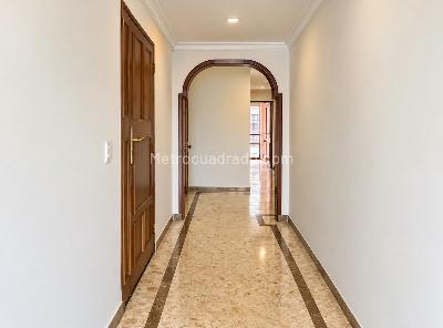 Apartamento en venta en El Batan, Bogotá · foto 6 de 15