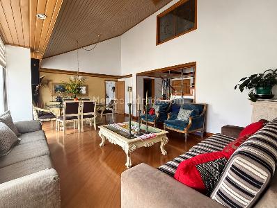 Apartamento de 3 alcobas en venta en El Batan Ii Sector, Bogotá, 156 m² · foto 2 de 16