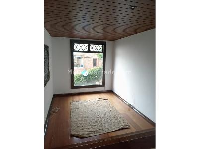 Casa de 4 alcobas en venta en Bosque De Pinos, Bogotá, 483 m² · foto 9 de 20