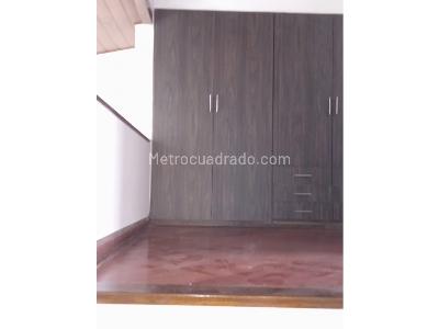 Casa de 4 alcobas en venta en Bosque De Pinos, Bogotá, 483 m² · foto 14 de 20