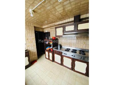 Casa de 5 alcobas en venta en Teusaquillo, Bogotá, 465 m² · foto 11 de 14