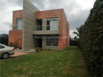Casa de 4 alcobas en arriendo en Beraguas, Chía, 625 m² · foto 9 de 20