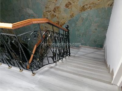 Casa de 3 alcobas en arriendo en Pasadena, Bogotá, 350 m² · foto 9 de 20