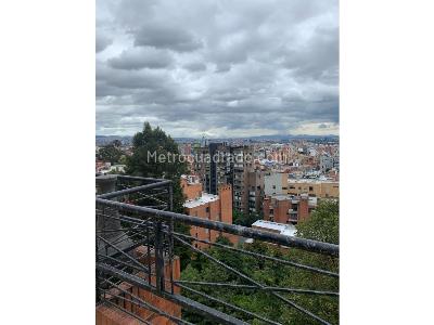 Apartamento de 4 alcobas en venta en Los Rosales, Bogotá, 280 m² · foto 2 de 20