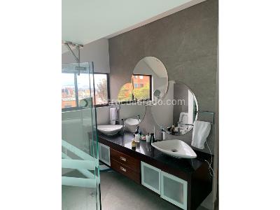Apartamento de 4 alcobas en venta en Los Rosales, Bogotá, 280 m² · foto 14 de 20