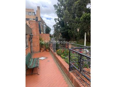 Apartamento de 4 alcobas en venta en Los Rosales, Bogotá, 280 m² · foto 18 de 20