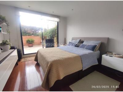 Apartamento de 1 alcoba en arriendo en San Patricio, Bogotá, 79 m² · foto 10 de 11