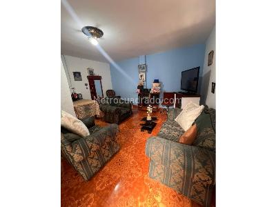 Casa de 5 alcobas en venta en Claret, Bogotá, 360 m² · foto 17 de 20