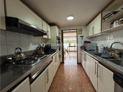 Apartamento en venta en Country Club, Bogotá · foto 7 de 20