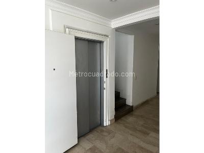 Apartamento en venta en San Patricio, Bogotá · foto 16 de 19
