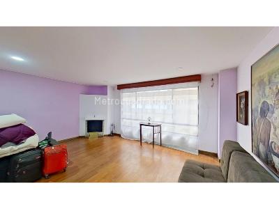 Apartamento de 1 alcoba en venta en Antiguo Country, Bogotá, 65 m² · foto 3 de 14