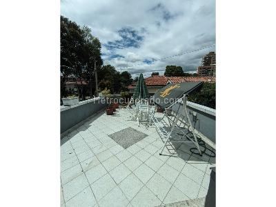 Casa de 5 alcobas en venta en Santa Ana, Bogotá, 630 m² · foto 5 de 18