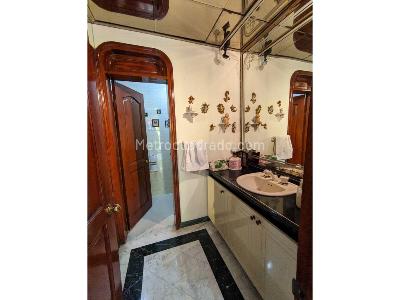 Casa de 5 alcobas en venta en Santa Ana, Bogotá, 630 m² · foto 17 de 18