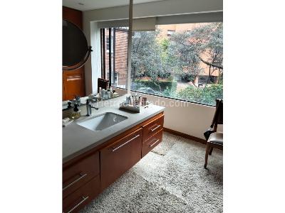 Apartamento en venta en Los Rosales, Bogotá · foto 12 de 17