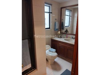 Apartamento en venta en Los Rosales, Bogotá · foto 14 de 17