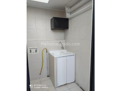 Apartamento de 3 alcobas en venta en Chico Navarra, Bogotá, 170 m² · foto 9 de 12