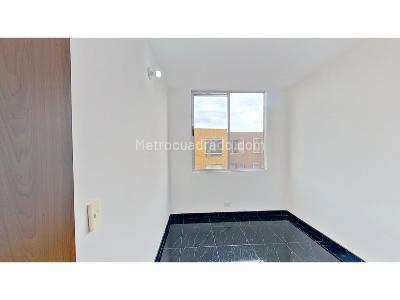 Apartamento en venta en Gran Granada, Bogotá · foto 3 de 10