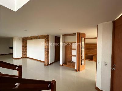Casa de 4 alcobas en venta en Casa De Piedra 2, Chía, 356 m² · foto 10 de 20