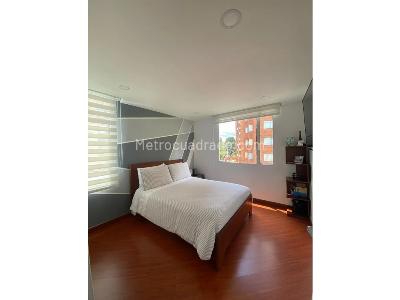 Apartamento de 3 alcobas en venta en Recodo Del Contry, Bogotá, 81 m² · foto 2 de 20