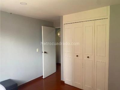 Apartamento de 3 alcobas en venta en Recodo Del Contry, Bogotá, 81 m² · foto 14 de 20