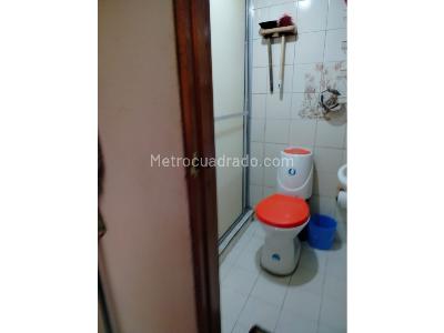 Casa de 5 alcobas en venta en Gran Colombiano, Bogotá, 295 m² · foto 3 de 20