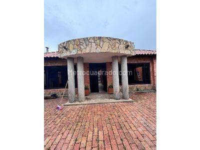 Casa de 3 alcobas en venta en San Cipriano, Bogotá, 156 m² · foto 4 de 20