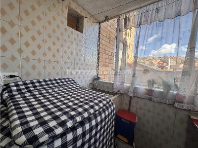 Apartamento de 3 alcobas en venta en Quintanares, Soacha, 47 m² · foto 14 de 16