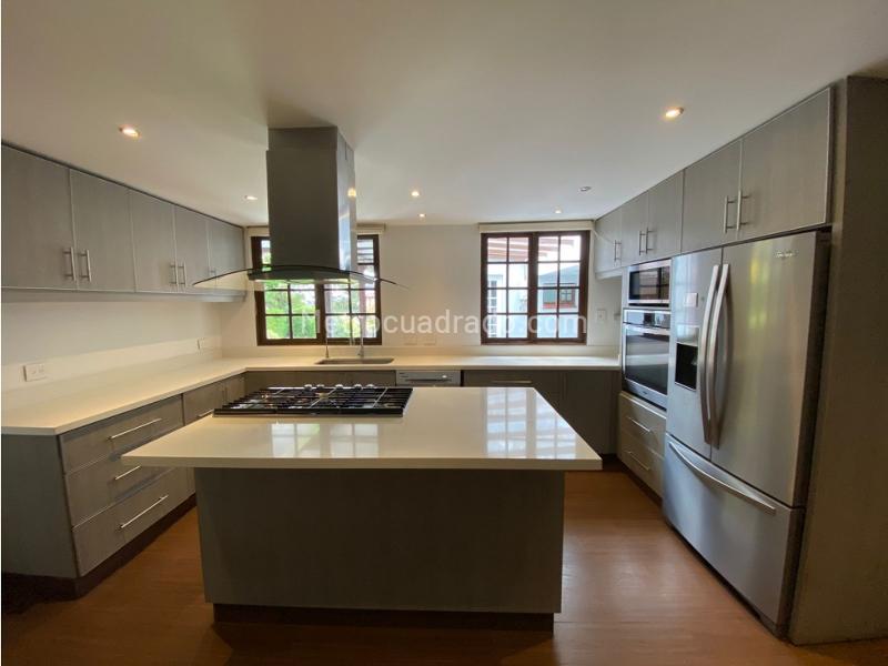 Casa – Bogotá, Santa Ana, Localidad Usaquén - Más