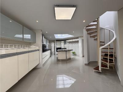 Casa de 4 alcobas en venta en Santa Ana, Bogotá, 810 m² · foto 9 de 19