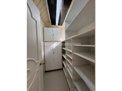 Casa de 4 alcobas en venta en Santa Ana, Bogotá, 810 m² · foto 13 de 19