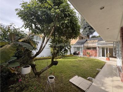 Casa de 4 alcobas en venta en Santa Ana, Bogotá, 810 m² · foto 17 de 19