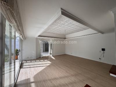 Casa de 4 alcobas en venta en Santa Ana, Bogotá, 810 m² · foto 4 de 19