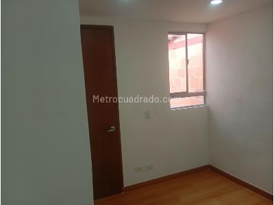 Apartamento en venta en El Recreo, Bogotá · foto 2 de 9