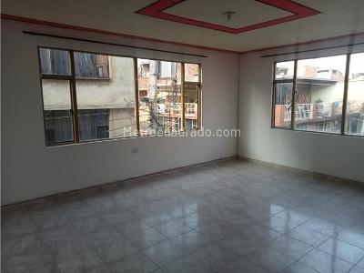 Casa de 5 alcobas en venta en Leon 13, Soacha, 236 m² · foto 6 de 7