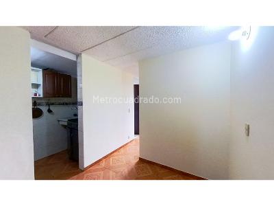Apartamento en venta en San Martin De Porres, Bogotá · foto 2 de 13