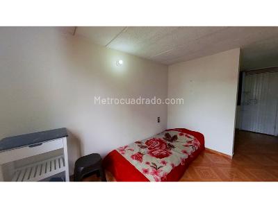 Apartamento en venta en San Martin De Porres, Bogotá · foto 3 de 13