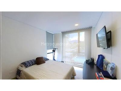 Apartamento de 2 alcobas en venta en Chico, Bogotá, 53 m² · foto 2 de 19
