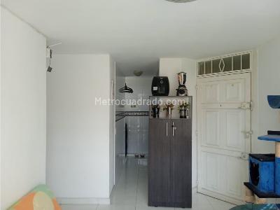 Apartamento de 3 alcobas en venta en Portal De La Sabana, Soacha, 46 m² · foto 5 de 20